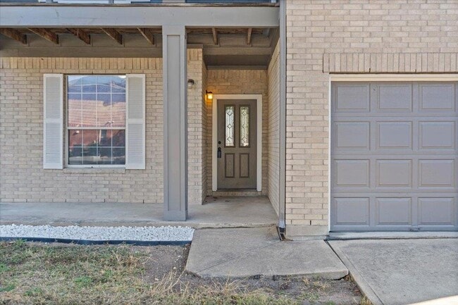 Building Photo - 396 Feathergrass Dr