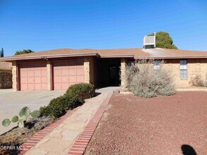 Building Photo - 11249 War Feather Dr