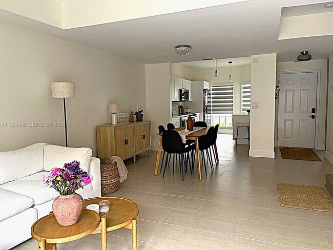 Building Photo - 14305 SW 57th Ln