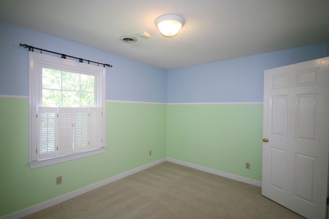 Building Photo - WONDERFUL 2-STORY HOME IN WALNUT CREEK *SP...