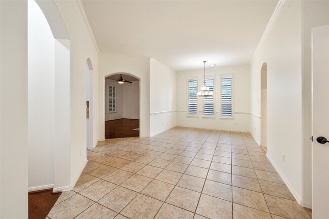 Building Photo - 47 Dresden Pl