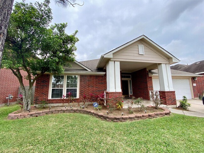 Building Photo - 10323 Stanbrook Dr