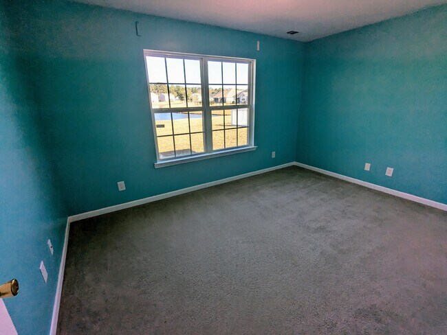 Building Photo - 110 Nandina Wy