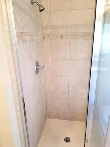 Building Photo - 25406 Archdale Ct
