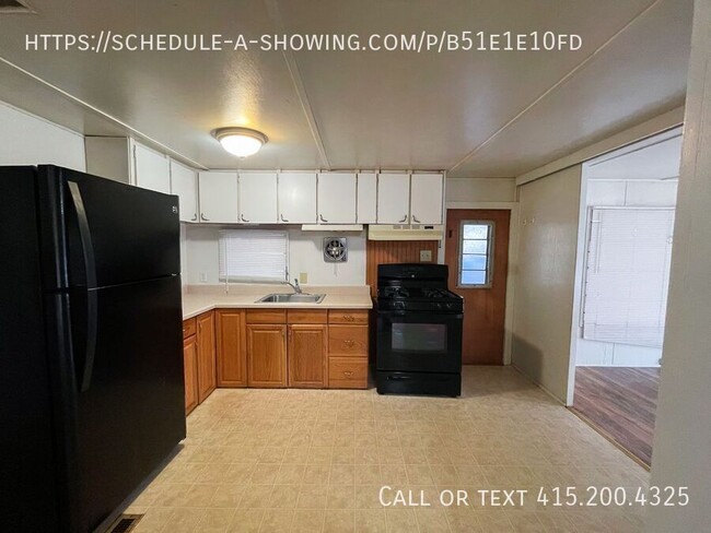 Building Photo - 17659 Vierra Canyon Rd