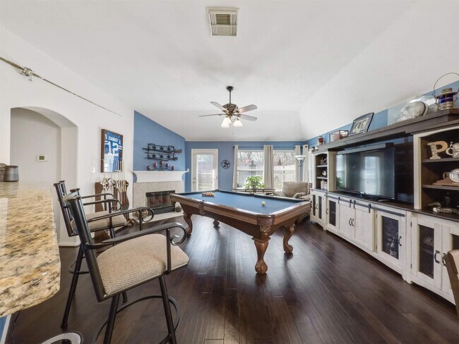 Building Photo - 5718 Indigo Trails Dr