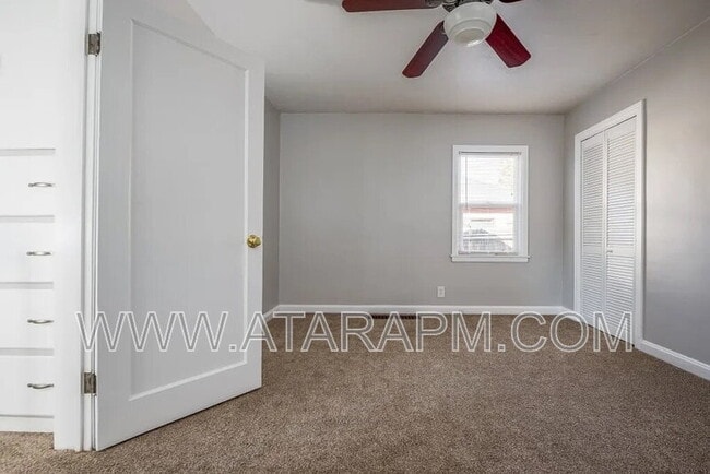 Building Photo - 291 S 800 W