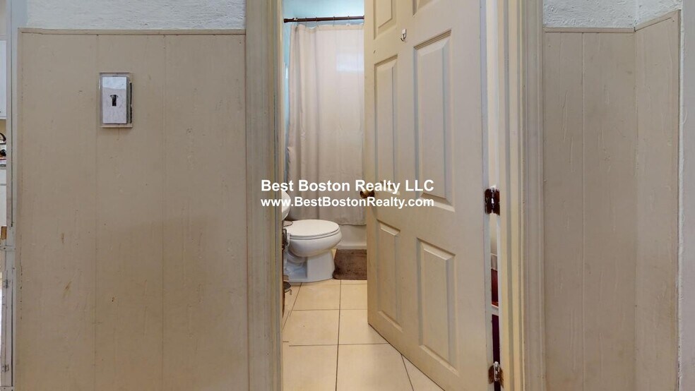 Building Photo - 268 Boston Ave