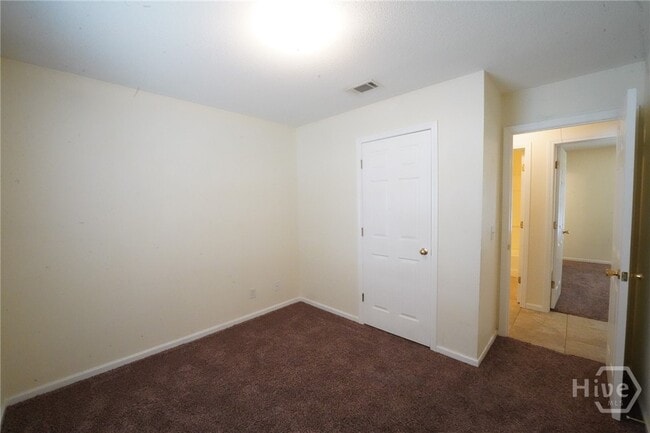 Building Photo - 127 Bluelake Blvd