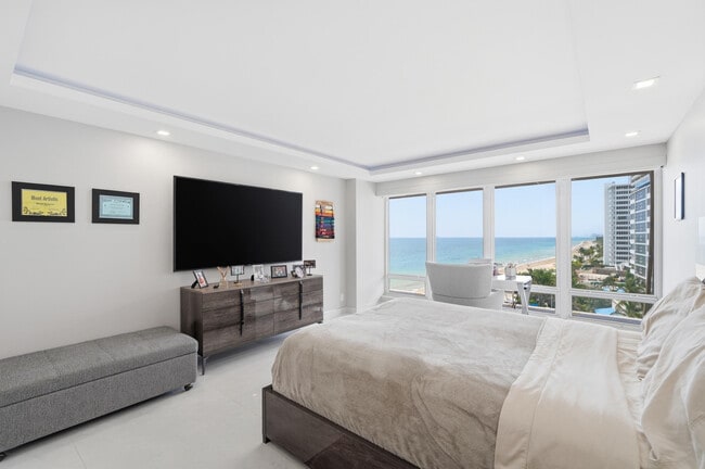 Building Photo - 4100 Galt Ocean Dr