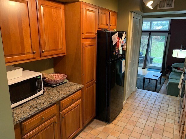 Building Photo - 29 Amity Pl