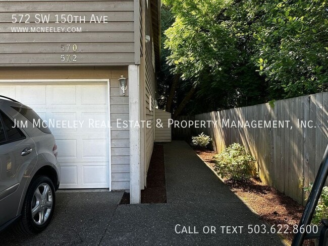 Building Photo - 572 SW 150th Ave