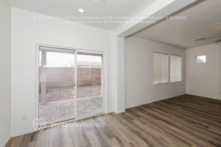 Building Photo - 6181 Arlington Ash St