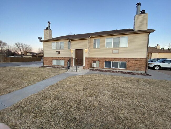 Primary Photo - 1515 S 9th Ave