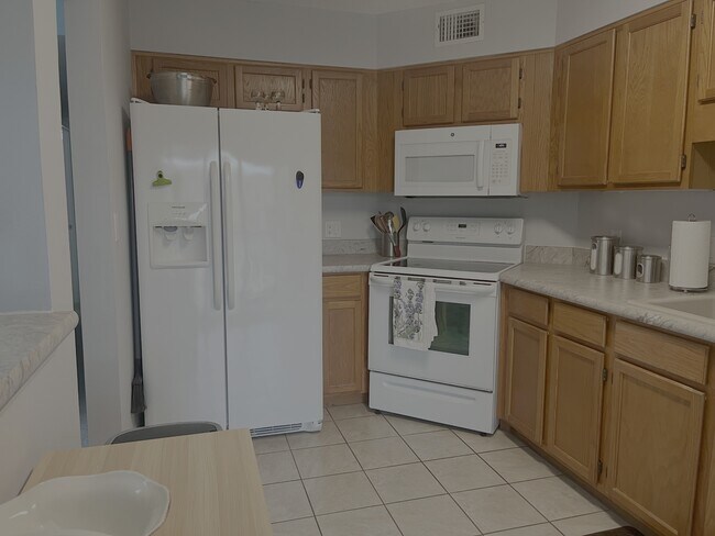 Building Photo - 1924 Westminster Cir