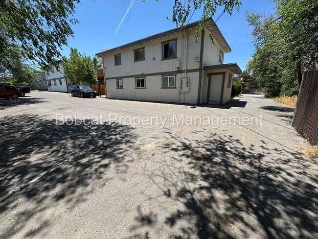 Building Photo - 1501 N Edmonds Dr