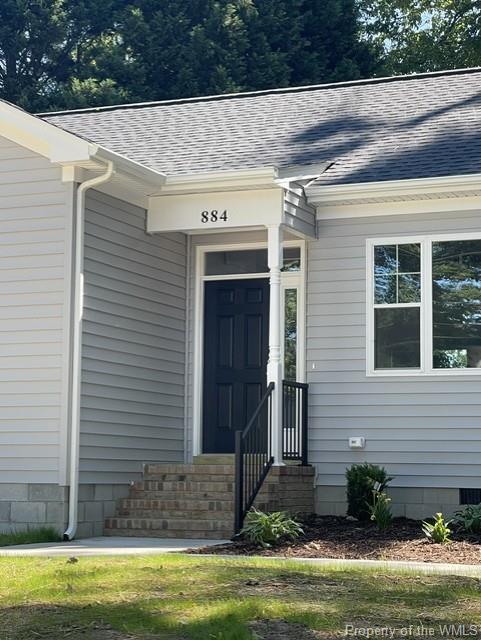 Building Photo - 884 Cascade Dr
