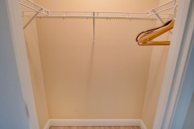 Building Photo - Modern 4BR/3BA Home Near NAS Pensacola – $500 Off Deposit for Qualified Active Duty Military – Pr...