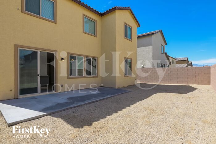 Building Photo - 186 Elexese Ct