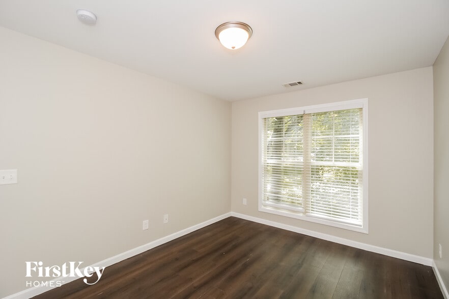 Building Photo - 54 Dublin Way