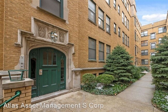 Building Photo - 7209 S Yates Blvd
