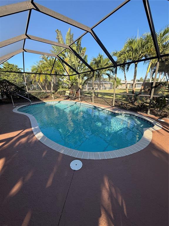 Building Photo - 819 S Gondola Dr