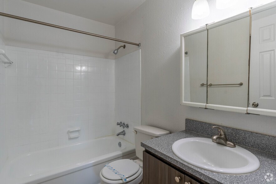 Bivens Cove 3301 SW 13th St Gainesville FL 32608 Apartment Finder