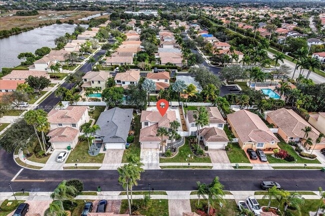 Building Photo - 773 SW 120th Ave