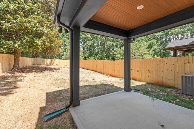 Building Photo - Bright & Modern New Construction Townhome ...