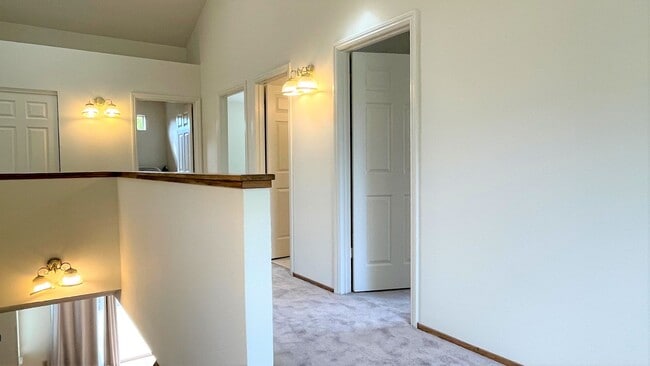 Building Photo - 1124 Calle Almaden