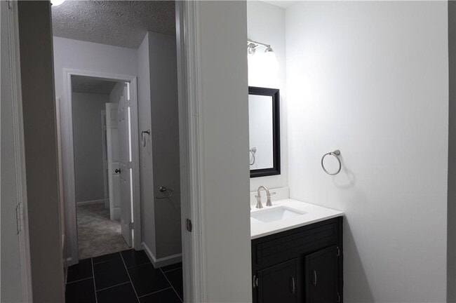 Building Photo - 4870 Wade Valley Way