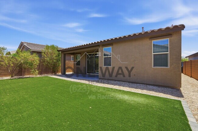 Building Photo - 2962 E Mohave Ln