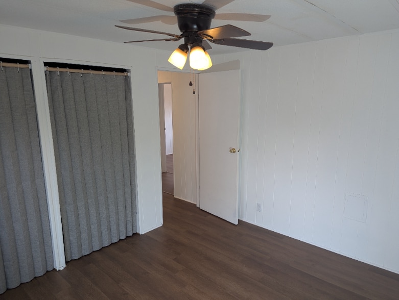 Building Photo - 10553 Waller Rd