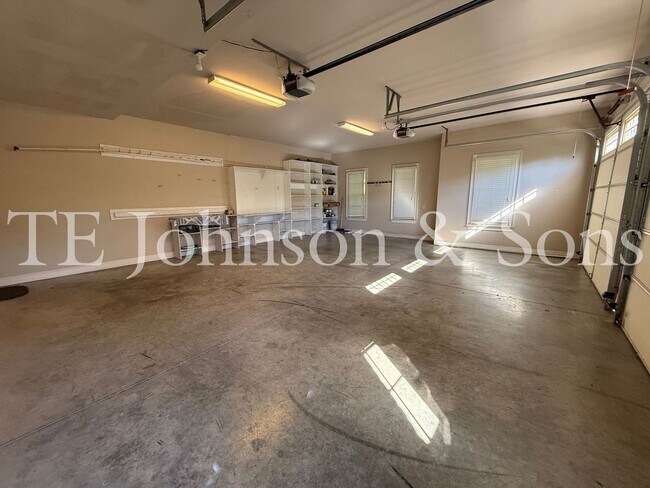 Building Photo - 5540 Brookberry Farm Rd