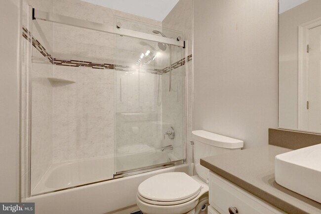 Building Photo - 1926 Poole Ln