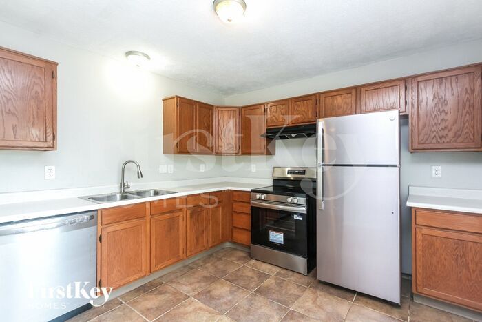 Building Photo - 5838 Prairie Creek Dr