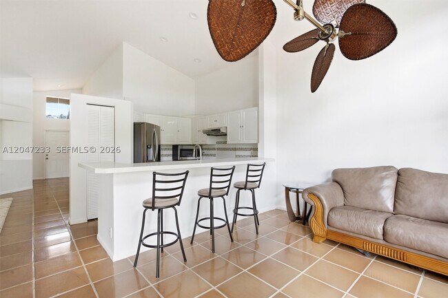Building Photo - 411 Bermuda Springs Dr