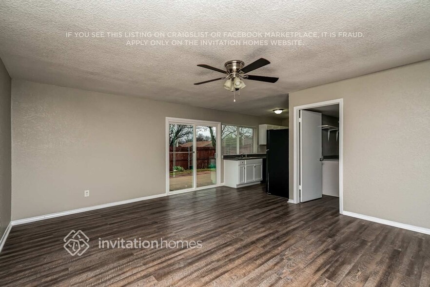 Building Photo - 4833 Graham Ct
