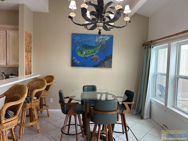 Building Photo - 1342 Harbor Island Dr