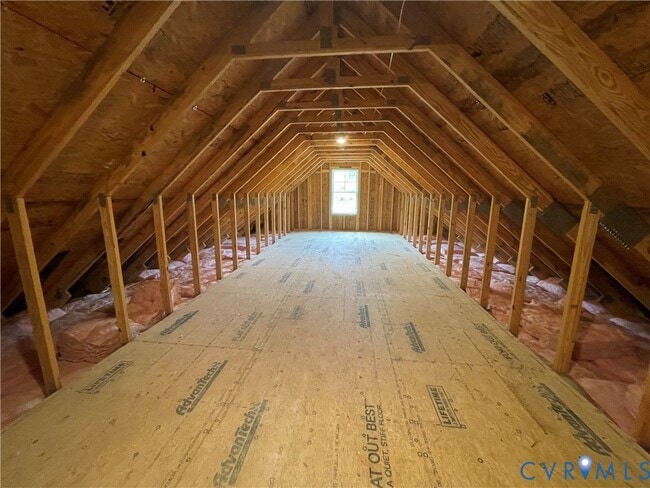 Building Photo - 2948 Pineview Dr