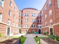 Building Photo - 836 E 53rd St