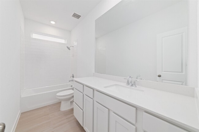 Building Photo - 31409 Moore Rd