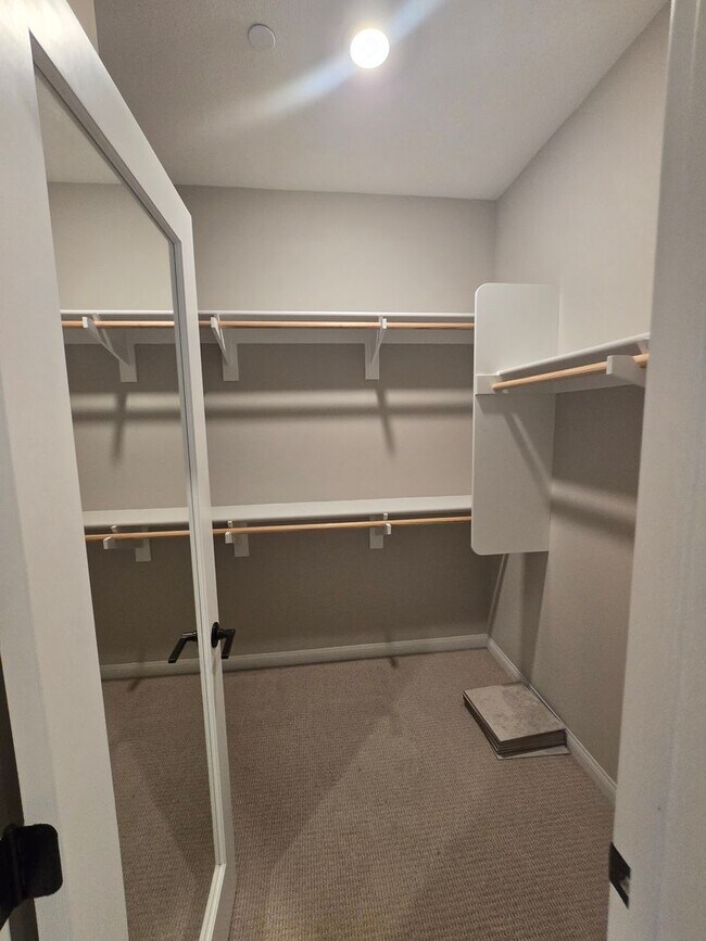 Building Photo - Fresh, Fun & Fully Loaded! 1681 Whitmore L...