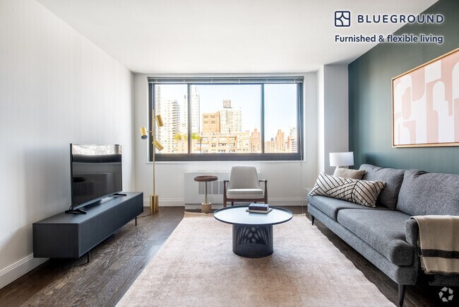 Building Photo - 200 E 82nd St