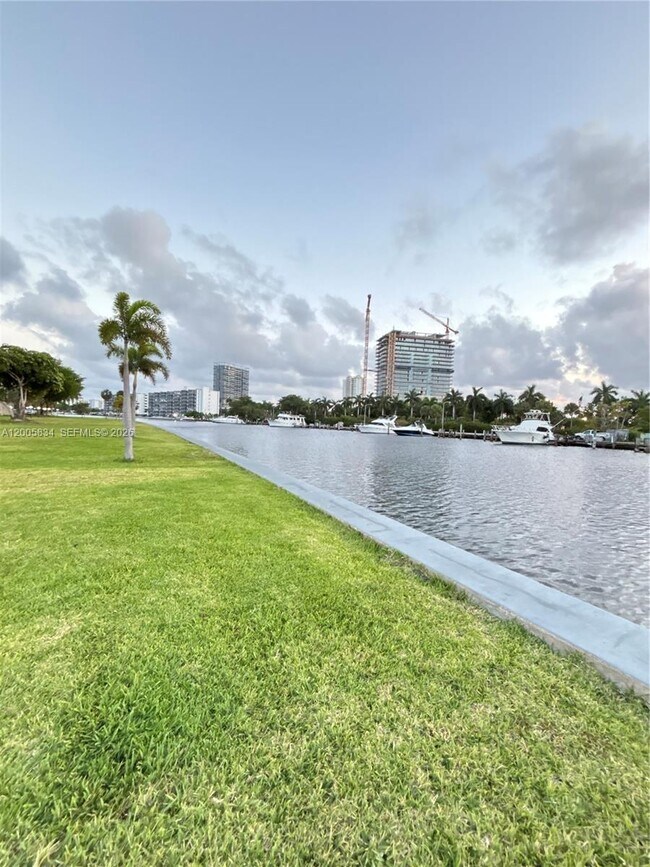 Building Photo - 701 Three Islands Boulevard