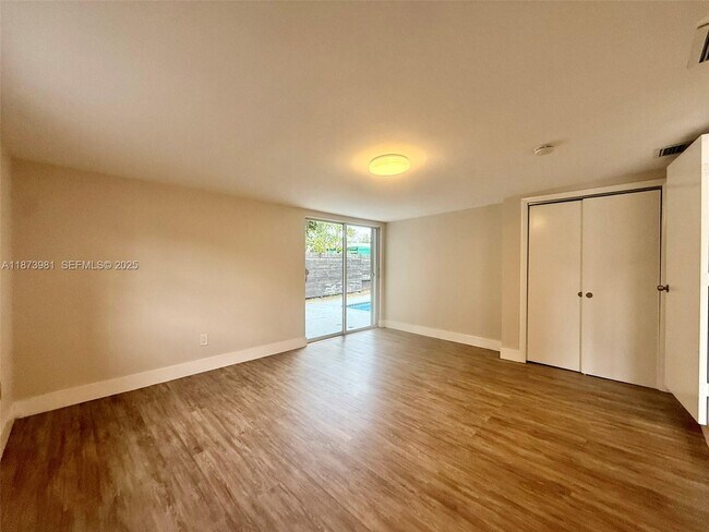 Building Photo - 2730 NE 9th Terrace