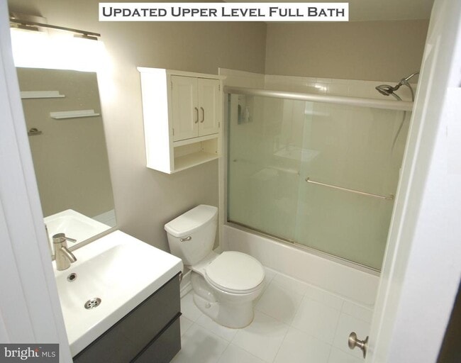 Building Photo - 2524 Glengyle Dr