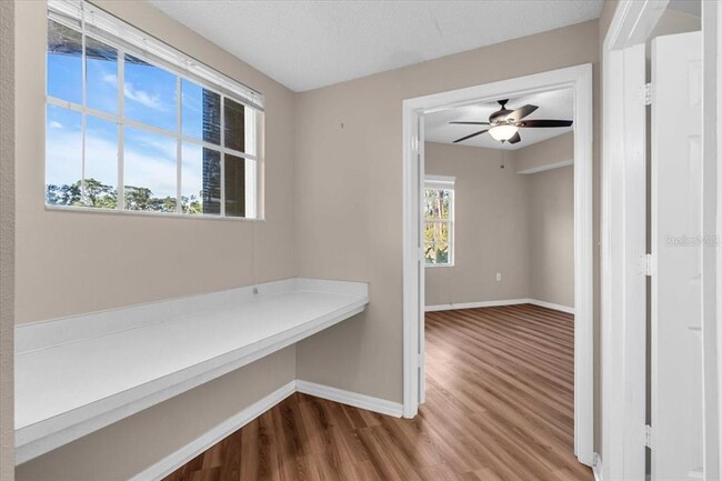 Building Photo - 5500 Bentgrass Dr