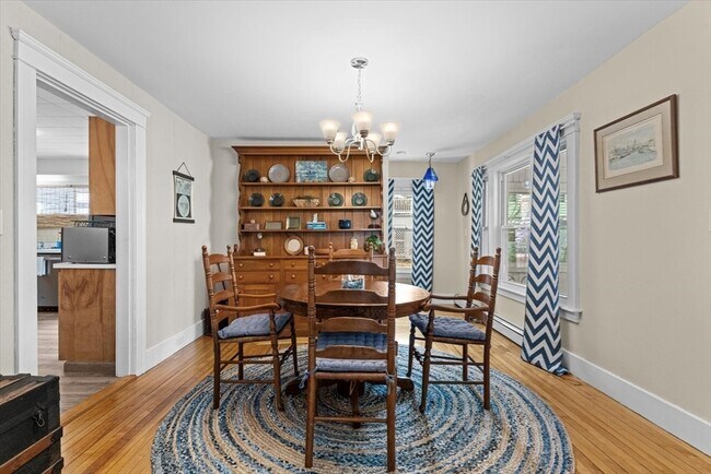 Building Photo - 6 Davis Way