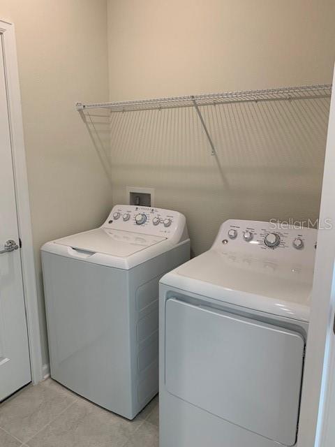 Building Photo - 16452 Champlain St